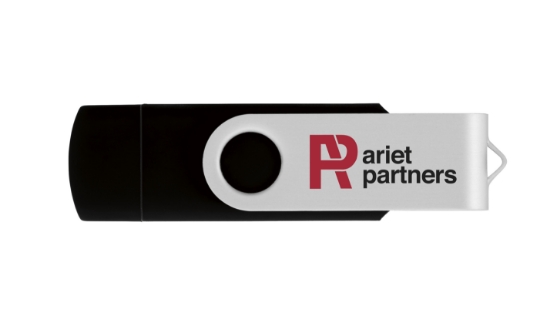 Universal Source® 16 GB On The Go USB 3.0 Flash Drive - Type C - Black